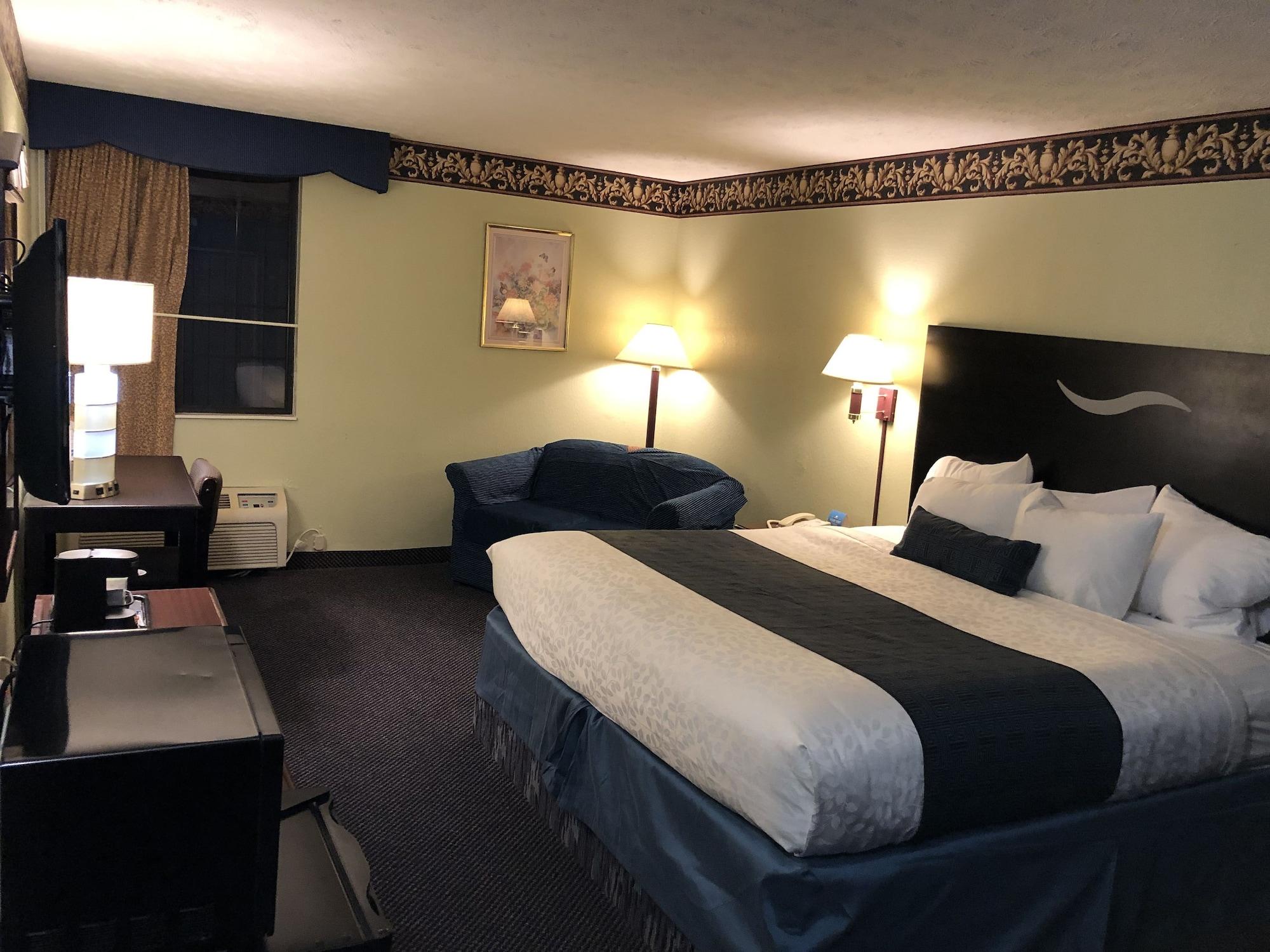 Days Inn & Suites By Wyndham Youngstown / Girard Ohio Екстериор снимка